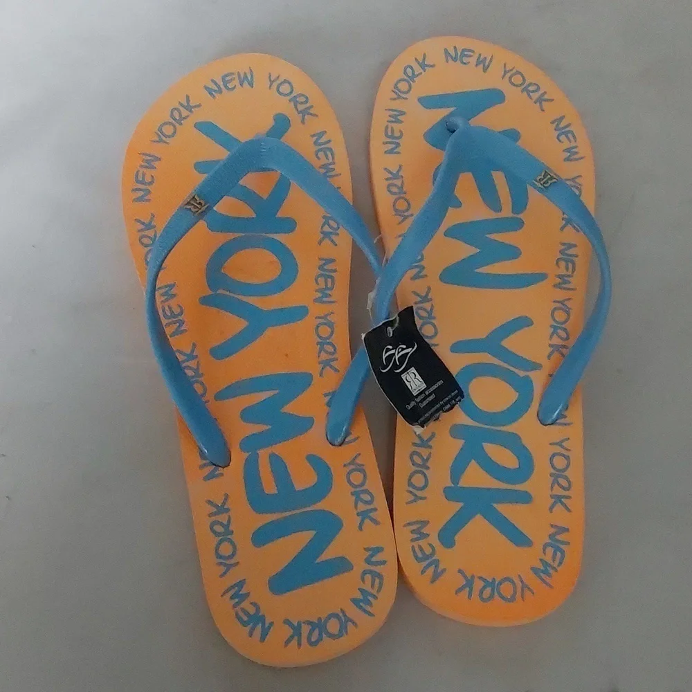 ROBIN RUTH NEW YORK HAVANA FLIPS FLOPS  SIZE LARGE/9‎
